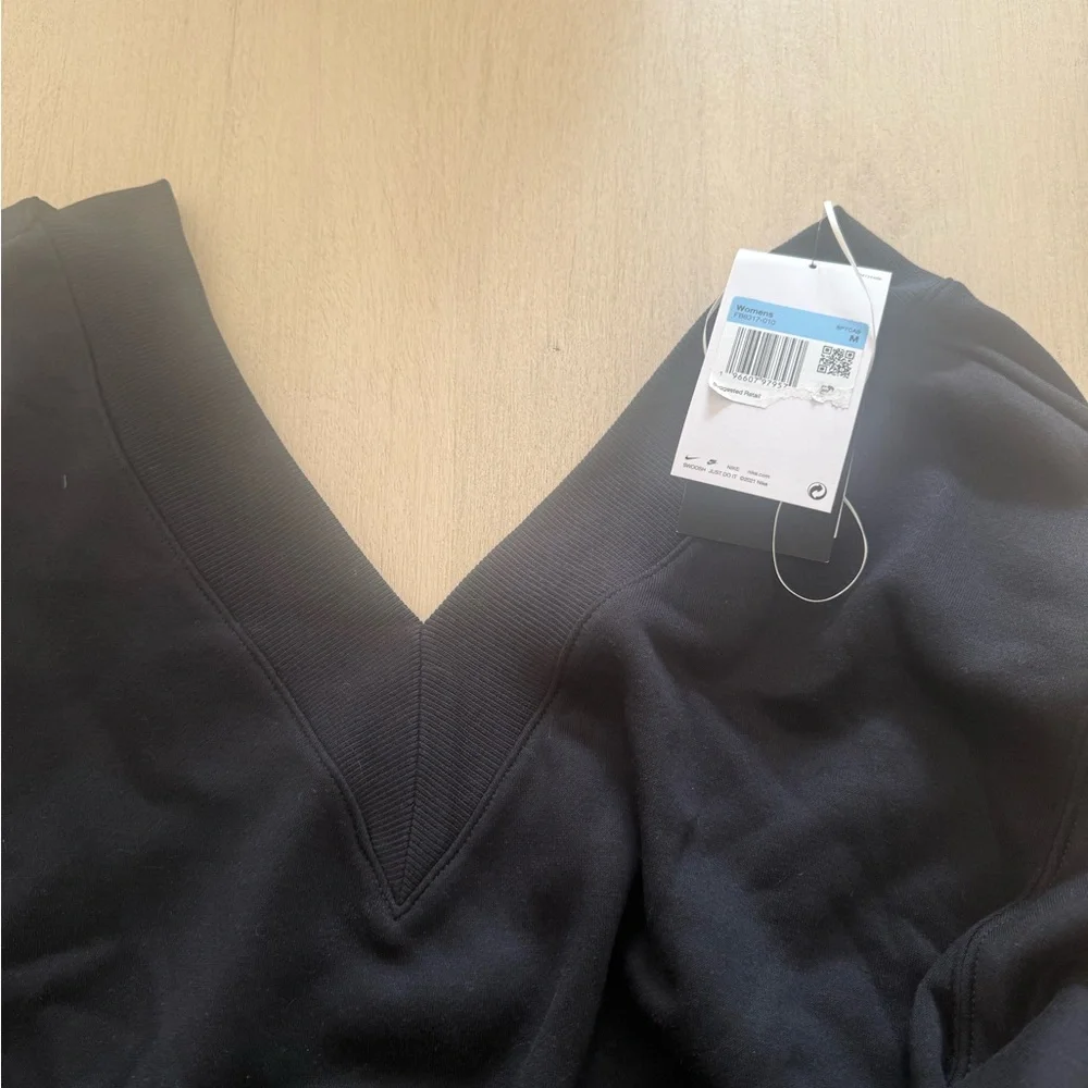 Nike Phoenix Fleece Oversized Sweatshirt - Picture 2 of 3